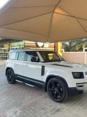 2024 Land Rover Defender 110 SE