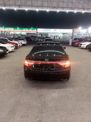 2013 هيونداي أزيرا GL