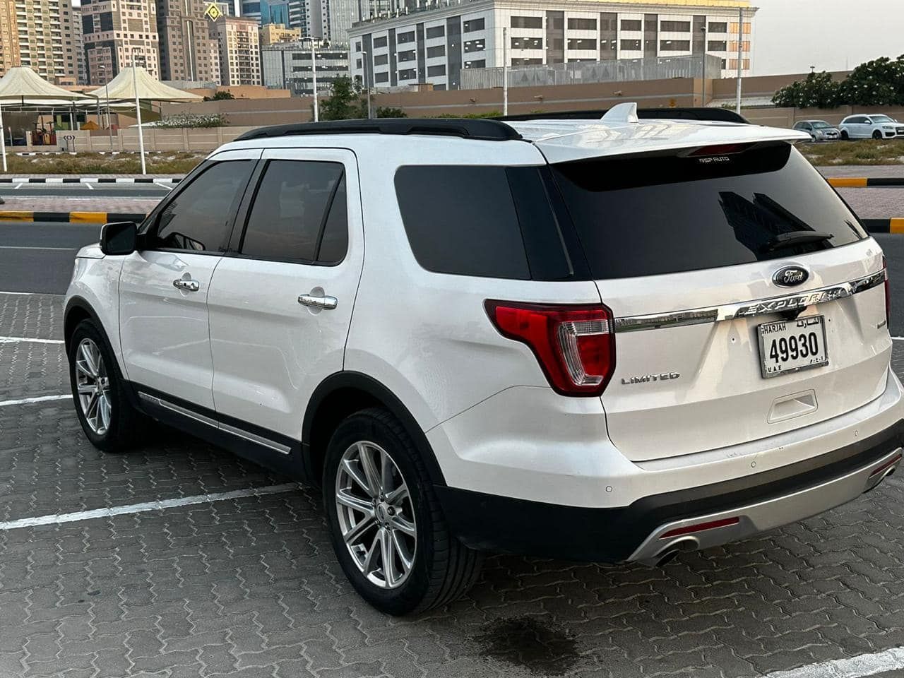 2017 فورد اكسبلورر Platinum