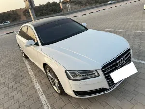 2015 اودي آي ٨ L