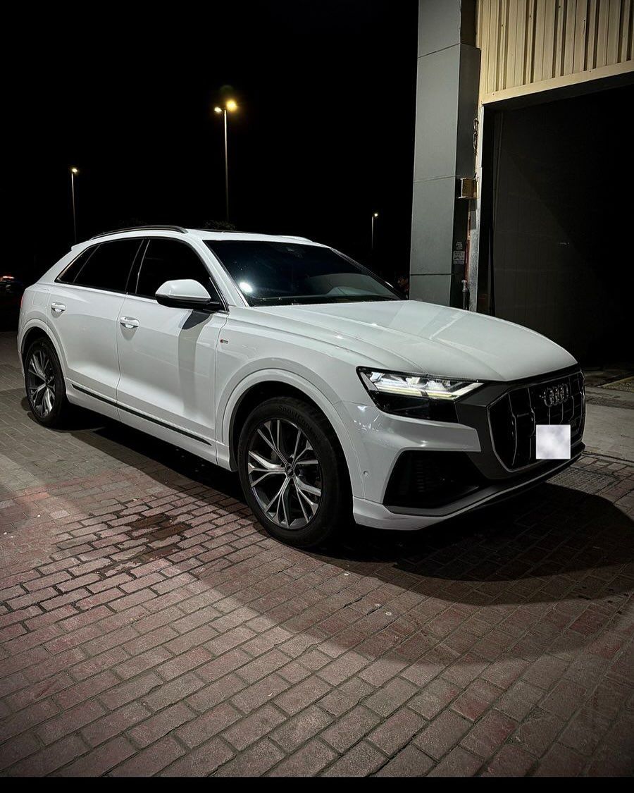 2021 Audi Q8 Premium Plus