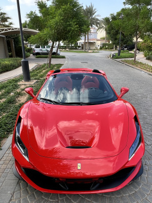 2022 فيراري اف 8  سبايدر