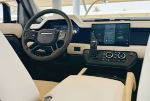 2020 Land Rover Defender 110 SE