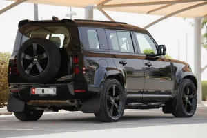 2020 Land Rover Defender 110 SE