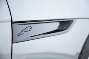 2022 جاكوار الفئة - اف P450