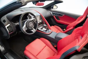2022 جاكوار الفئة - اف P450