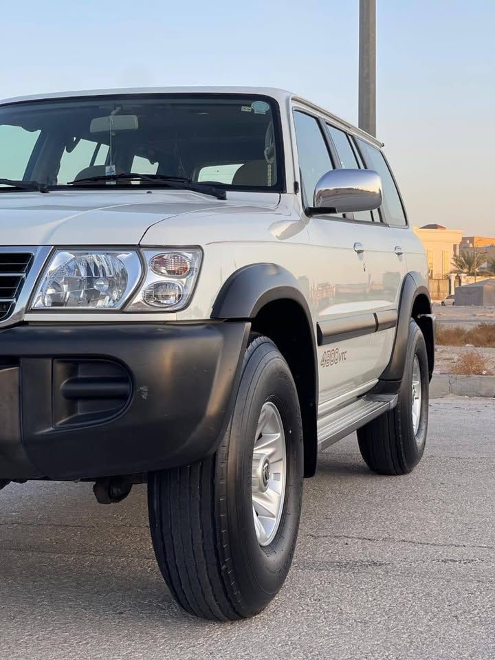 2003 نيسان بترول سوبر سفاري Safari AT