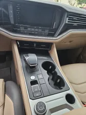 2022 فولجس فاجن طوارق SEL