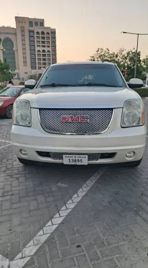 2011 جي أم سي يوكون Denali