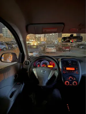 2019 نيسان صني S