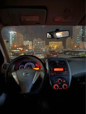 2019 نيسان صني S