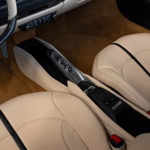 2021 فيراري اف 8  سبايدر