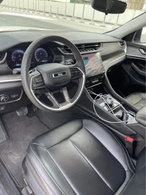 2024 جييب جراند شيروكي SRT8