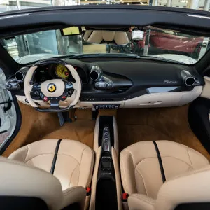 2021 فيراري اف 8  سبايدر