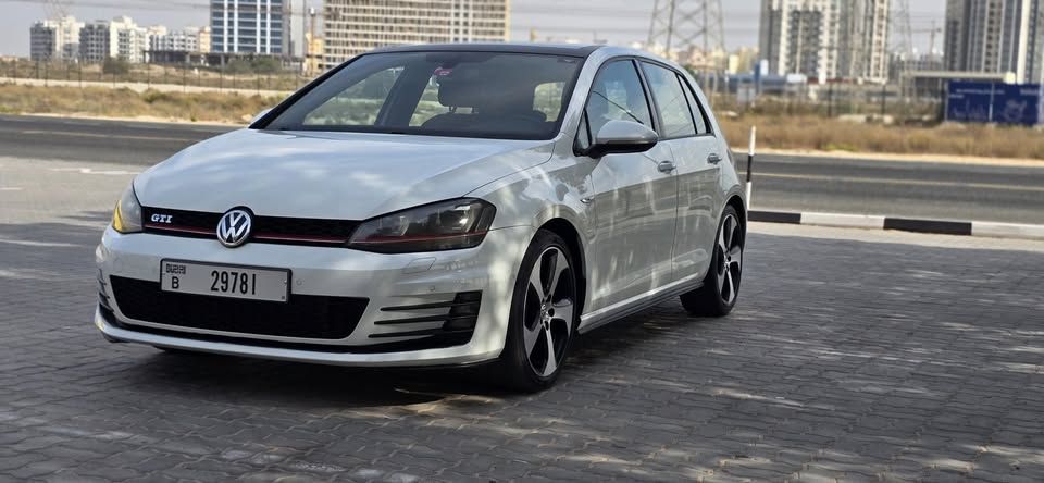 2014 فولجس فاجن جولف GTI