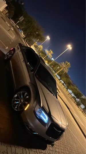 2017 كرايسلر ٣٠٠ S