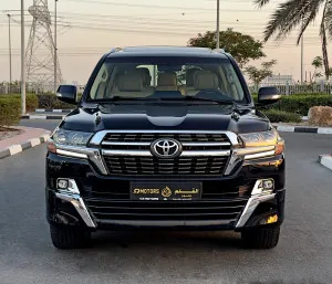 2021 تويوتا لاند كروزر GXR GT