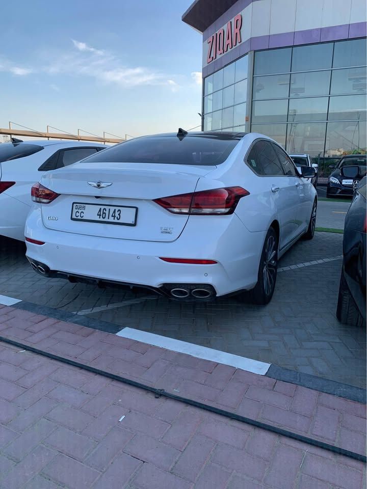 2015 Genesis G80 Base