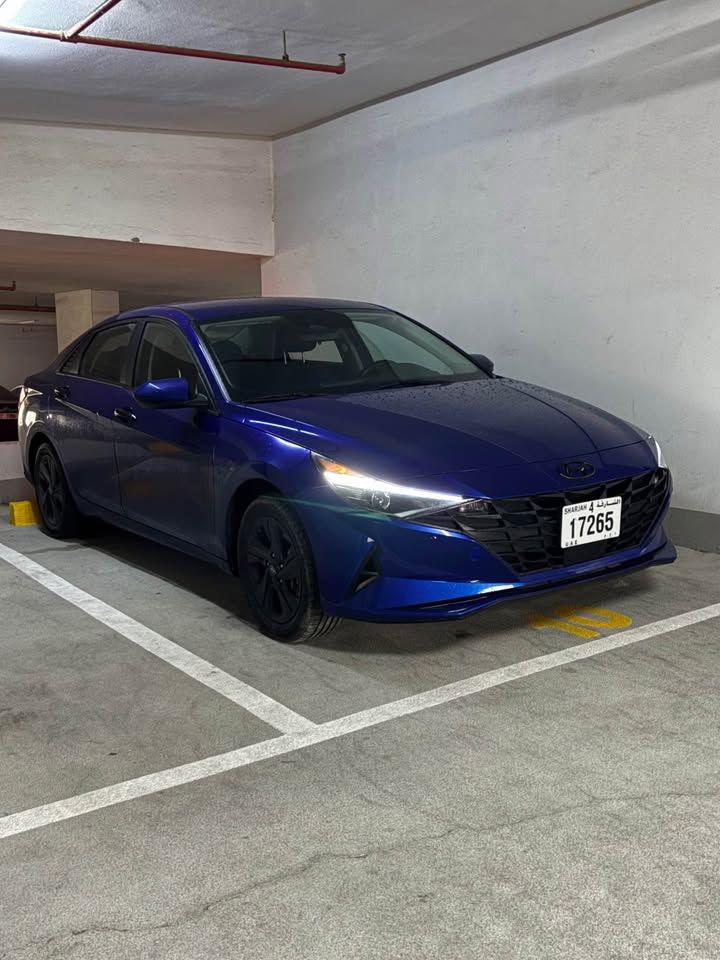 2022 Hyundai Elentra SE