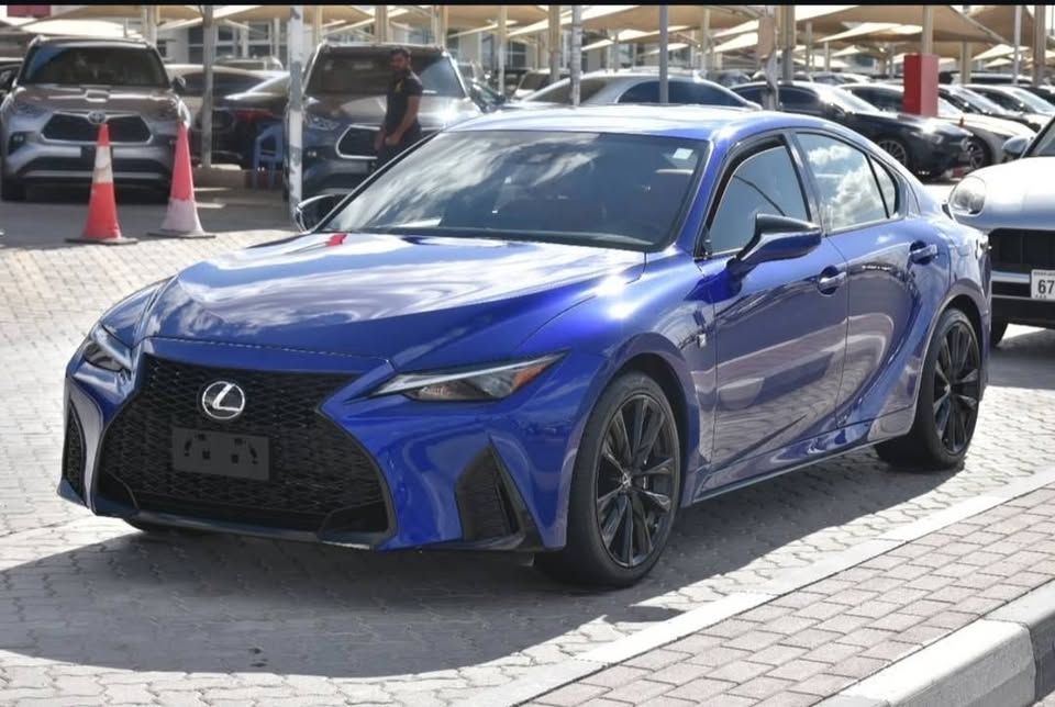 2022 Lexus IS 350