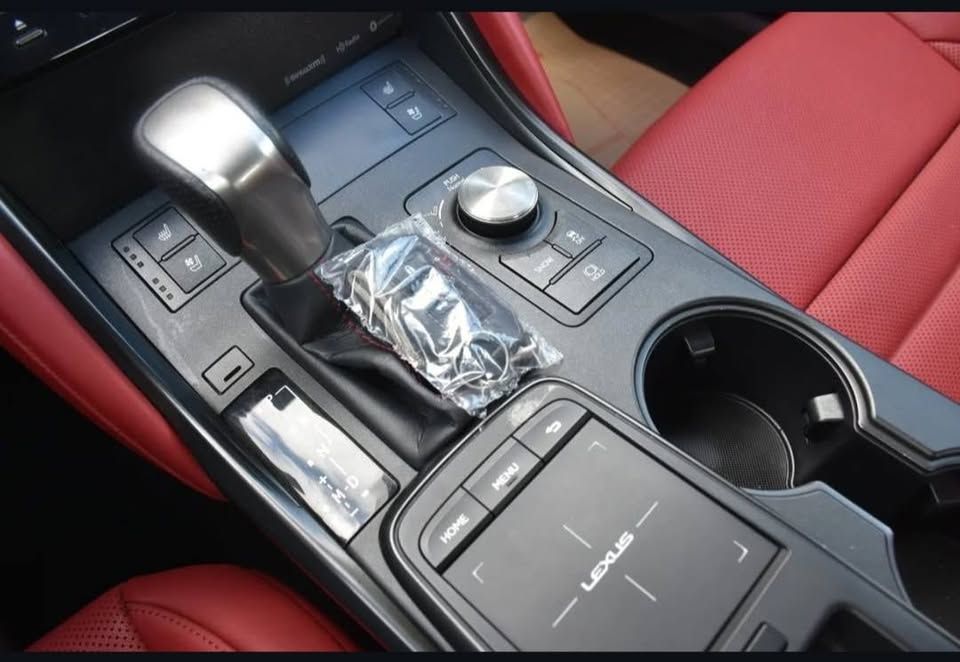 2022 Lexus IS 350