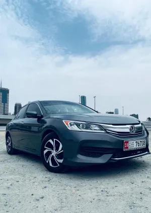 2017 هوندا أكورد EX