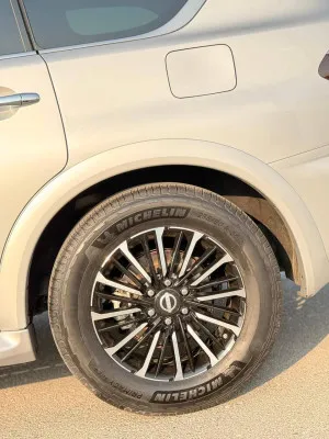 2022 نيسان آرمادا SV