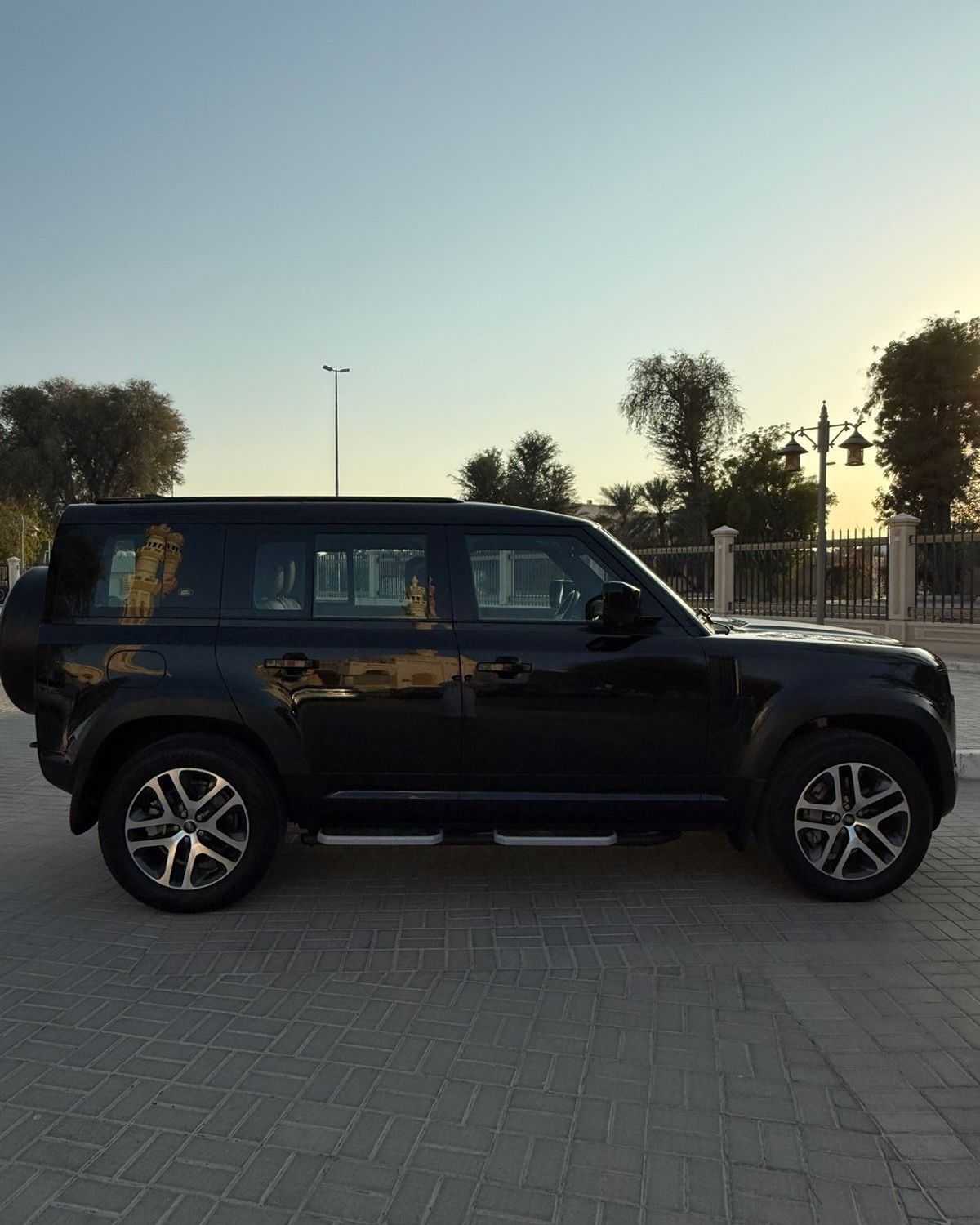 2023 Land Rover Defender 110 Standard