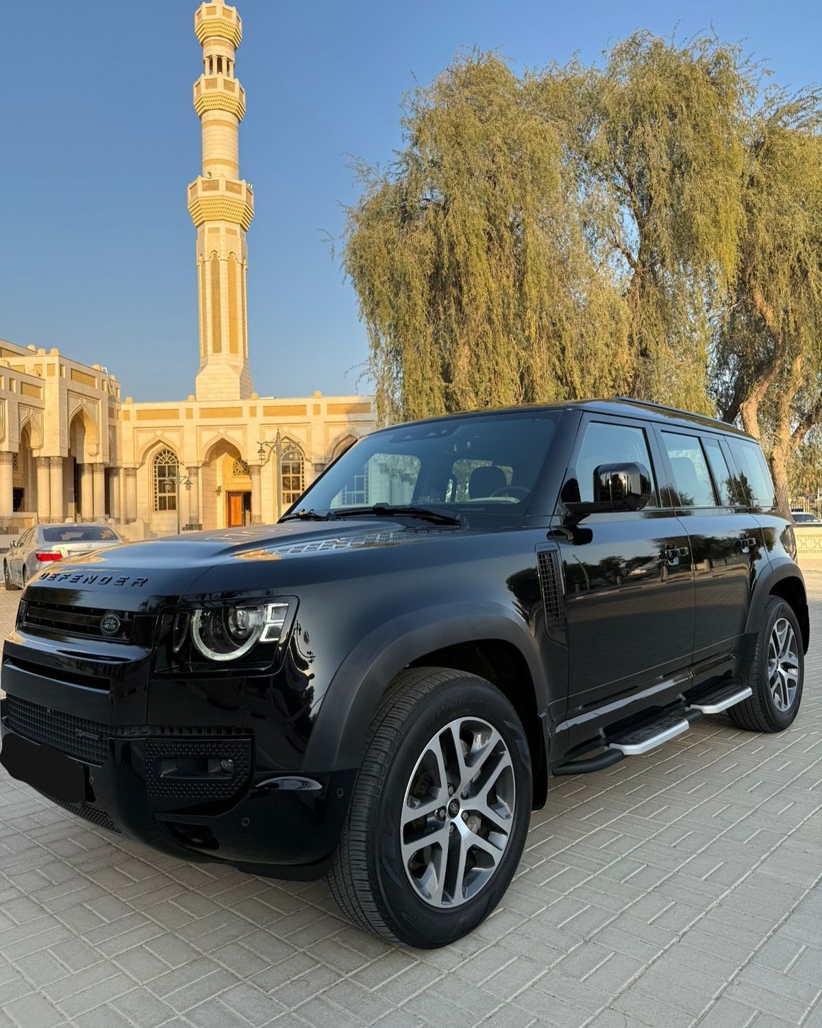 2023 Land Rover Defender 110 Standard