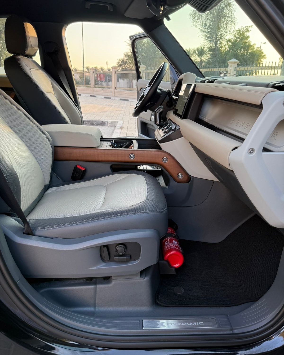 2023 Land Rover Defender 110 Standard