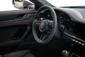 2022 بورش 911 كاريرا GT3