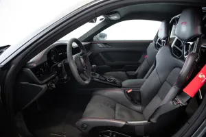 2022 بورش 911 كاريرا GT3