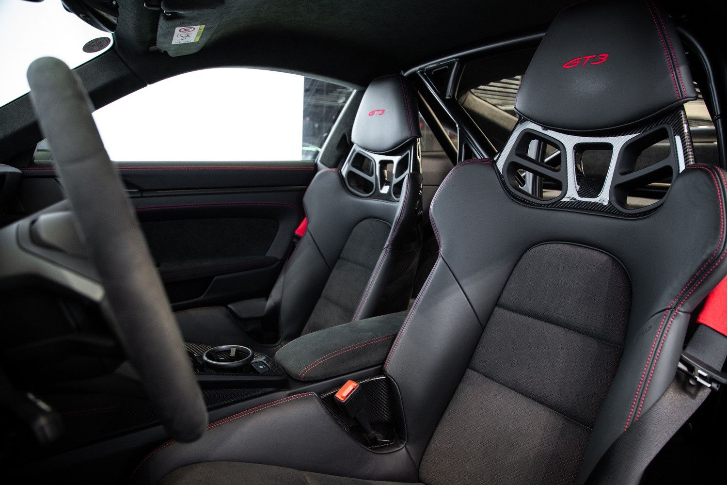 2022 بورش 911 كاريرا GT3