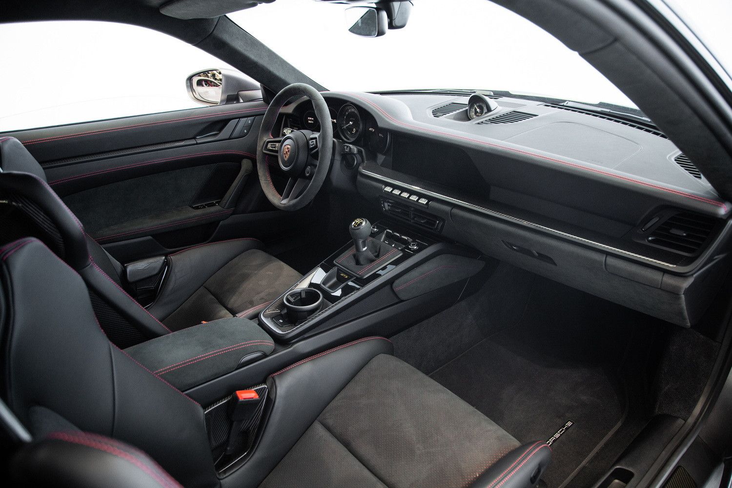2022 بورش 911 كاريرا GT3
