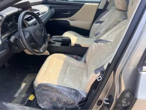 2021 لكزس ES - اي اس Es350