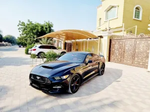 2017 فورد موستانج EcoBoost