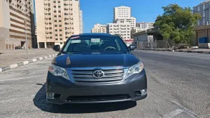 2011 تويوتا افالون Exclusive
