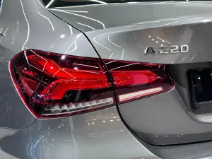 2022 مرسيدس-بنز الفئة - A A220 Sedan
