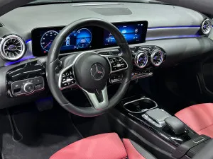 2022 مرسيدس-بنز الفئة - A A220 Sedan