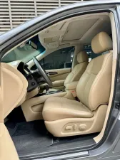 2017 نيسان باثفايندر SE