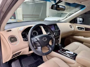 2017 نيسان باثفايندر SE