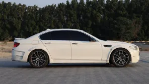 2013 بي أم دابليو ام ٥ Standard