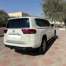 2023 تويوتا لاند كروزر VX