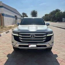 2023 تويوتا لاند كروزر VX
