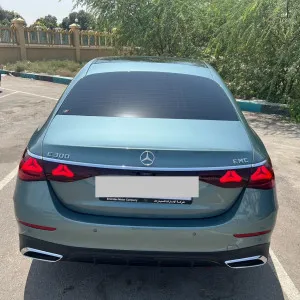 2024 مرسيدس-بنز الفئة - E E300