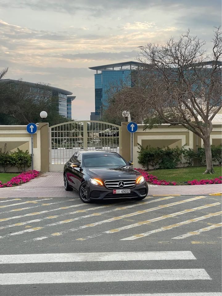 2019 Mercedes-Benz E-Class E200