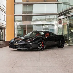 2018 فيراري 488 Spider