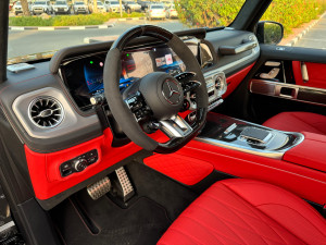 2025 مرسيدس-بنز الفئة - G G63 AMG