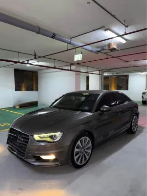 2015 اودي آي ٣ Prestige