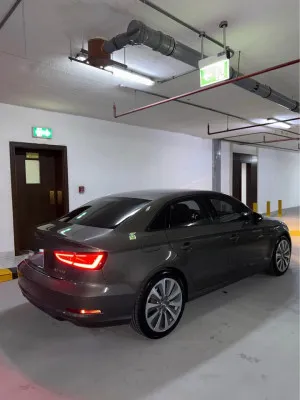 2015 اودي آي ٣ Prestige